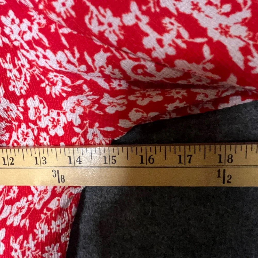 Anthropologie Red Floral Puff Sleeve Sweetheart Cropped Blouse Sz S Romance Boho